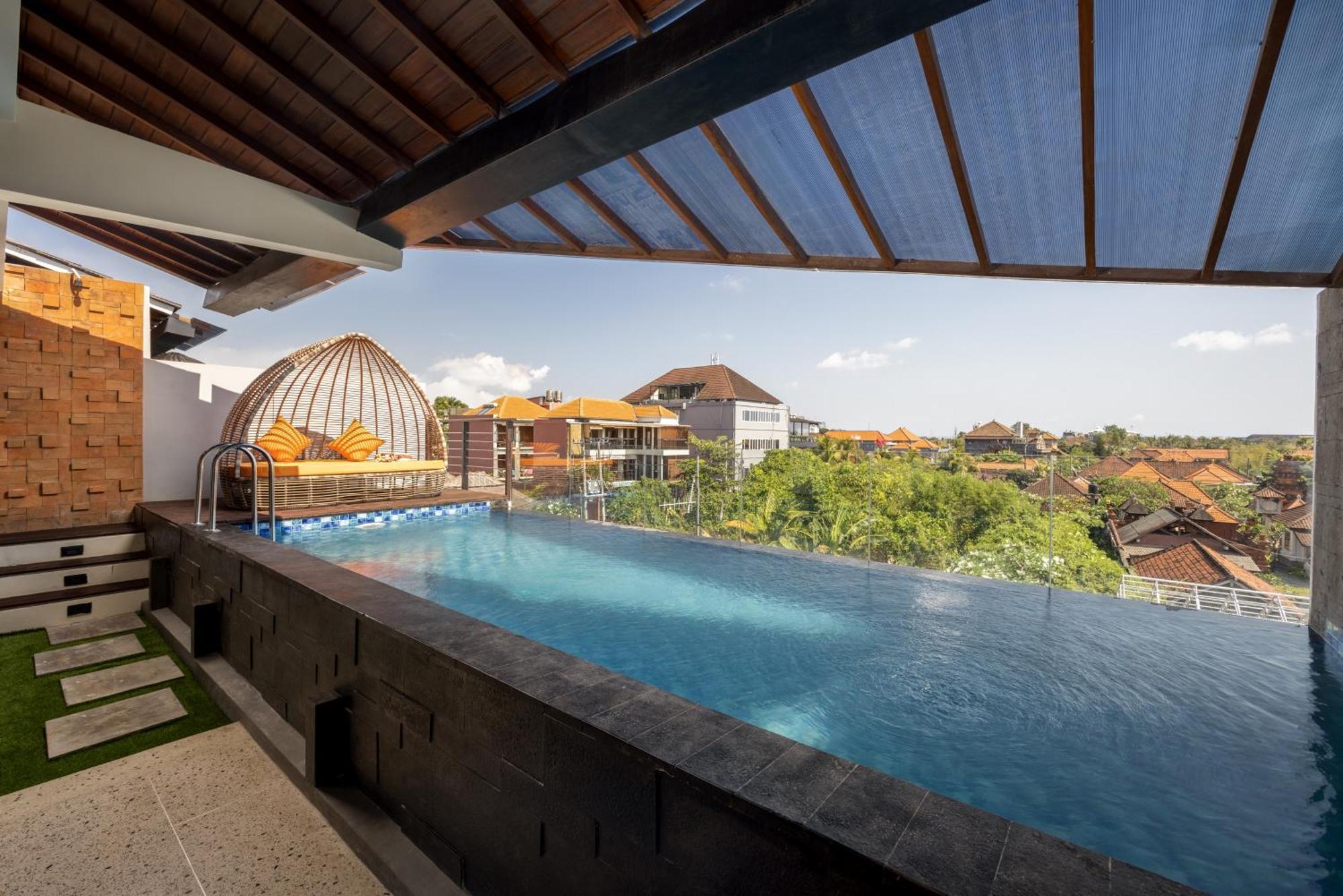 Mokko Suites Batubelig Canggu Zewnętrze zdjęcie